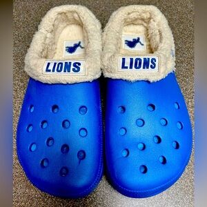 Detroit Lions CROCS Classic Sherpa Lined  M 10 W 12 Honolulu Blue Slip On